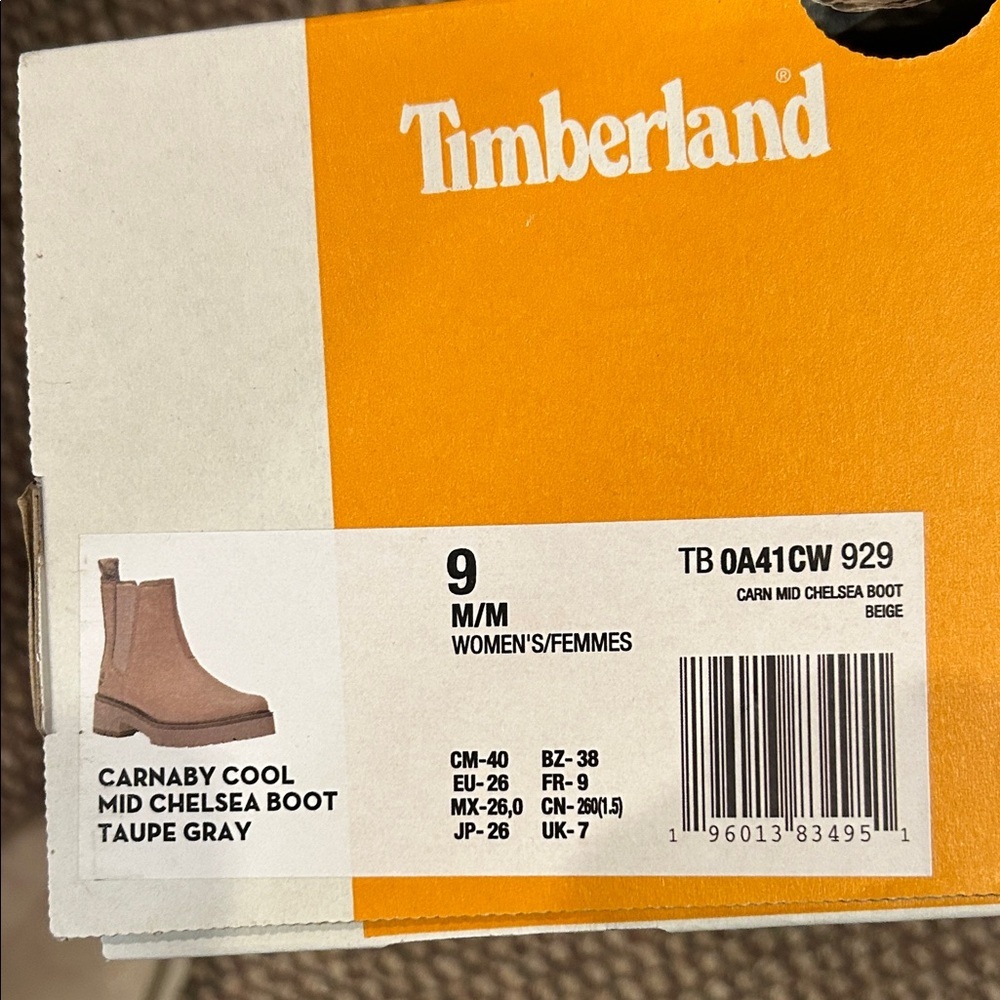 Timberland Women's Tan Ankle Boots - Picture 5 of 6